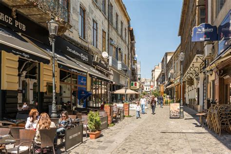 main shopping area in bucharest.